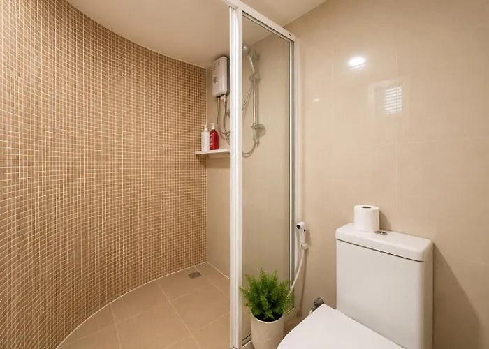 High Floor 1br For 3 Walk To Bts Center Bangkok